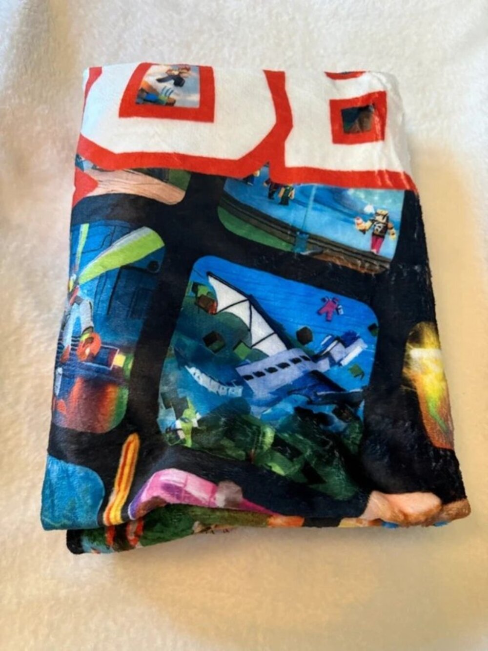 Roblox 50x40 Blanket - Picture 2 of 3